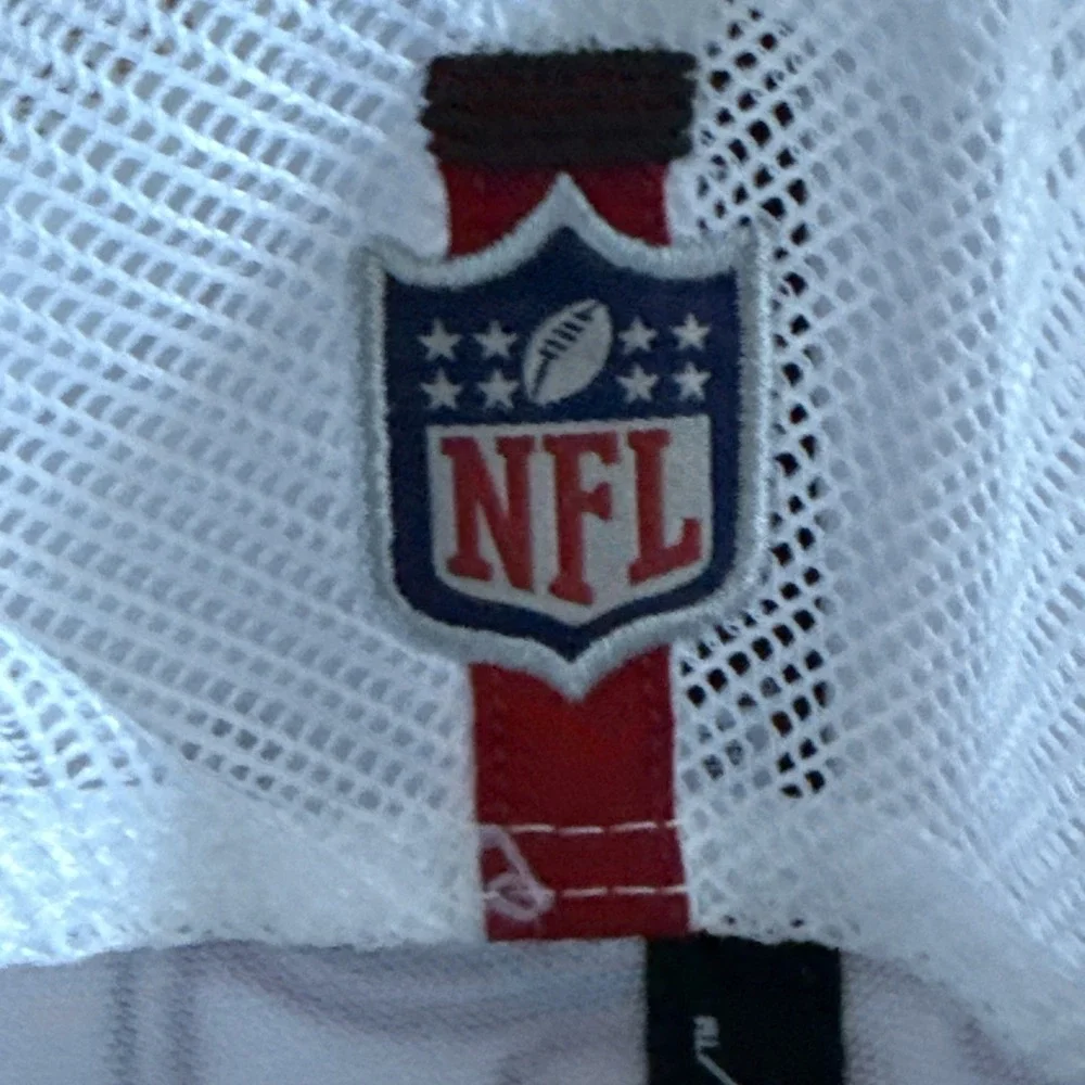 Tampa Bay Buccaneers New‎ Era 9SEVENTY Stretch-Snap 2024 White Hat NFL NWT OSFM